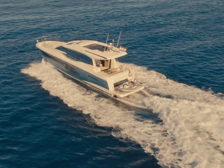 Wynajem łodzi Marina Lav tanio Prestige 520 S