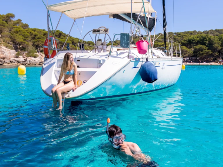 Wynajem Żaglowiec Dufour z patentem 