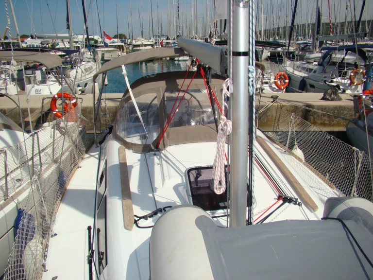 Wynajem łodzi Sukosan tanio Sun Odyssey 33i