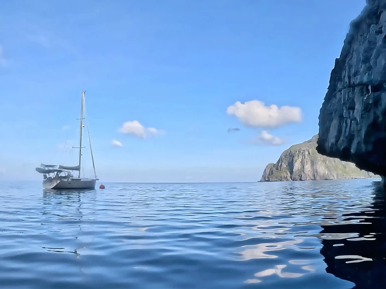 Wynajem łodzi Philippine tanio Oceanis 393