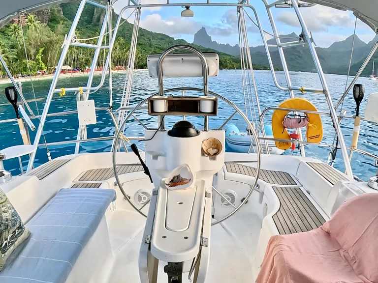 Wynajmij Żaglowiec z lub bez skippera Bénéteau w Philippine