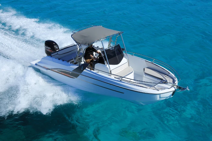 Wynajmij Bénéteau Beneteau Flyer 7.7 Space Deck w Barcelona