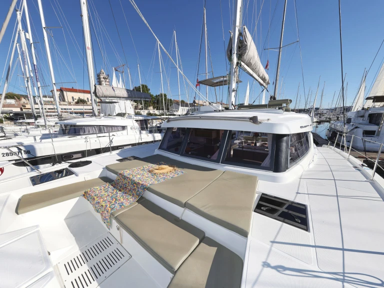 Wynajem łodzi Sibenik tanio Bali Catspace Voile