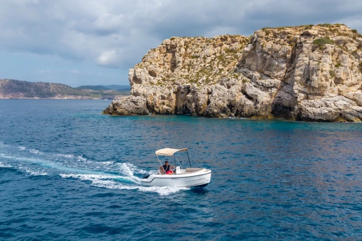 Wynajem łodzi Club Nàutic Santa Ponsa tanio 515