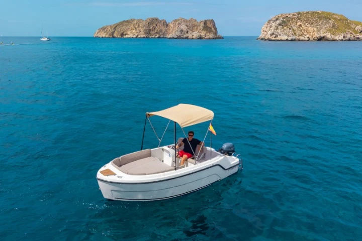 Wynajem Motorówka w Club Nàutic Santa Ponsa - AQUA 515