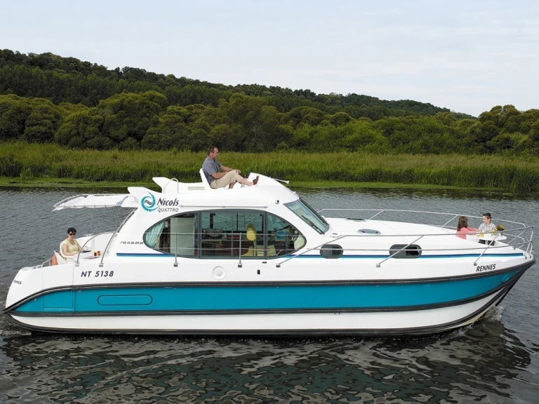 Wynajmij Nicols Yacht Nicols Estivale Quattro B w Kisköre