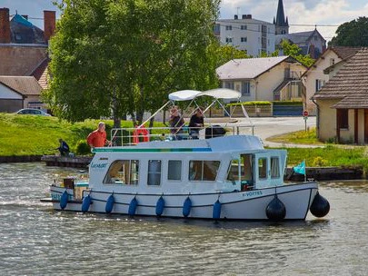 Pénichette Pénichette 950E między profesjonalistami a osobami prywatnymi w Nieuw-Loosdrecht