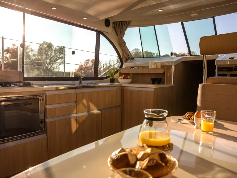 Wynajmij Motorówka z lub bez skippera Nicols Yacht w Banagher