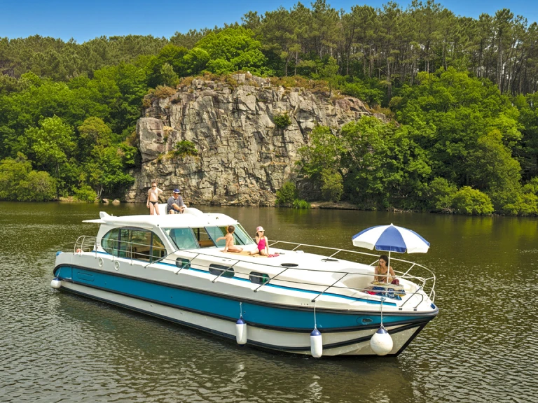 Wynajem łodzi Nicols Yacht Nicols Estivale Octo w Tokaj na SamBoat 