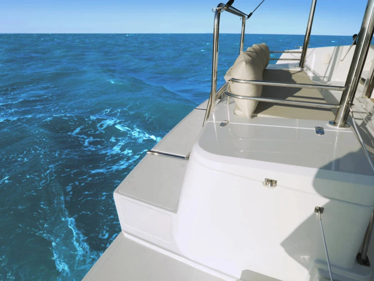 Wynajmij Katamaran z lub bez skippera Bali w Villeneuve-Loubet