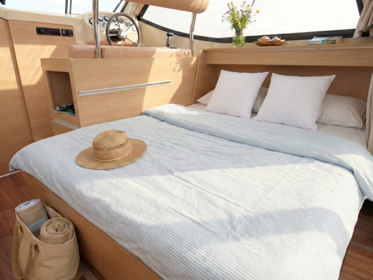 Nicols Yacht Nicols Sedan Primo między profesjonalistami a osobami prywatnymi w Avignonet-Lauragais