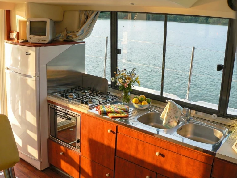 Wynajem w Sireuil- Nicols Yacht Nicols Estivale Quattro B na SamBoat