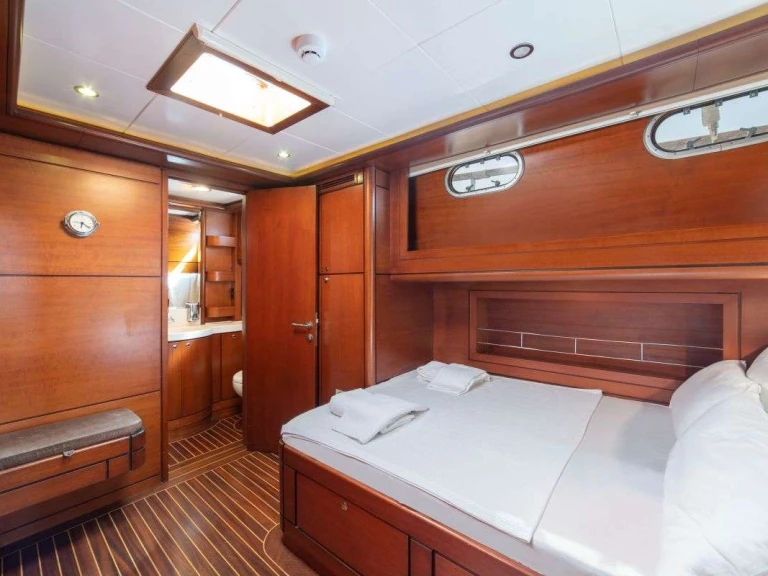 Wynajem Luksusowy jacht w Bodrum - Custom Aganippe