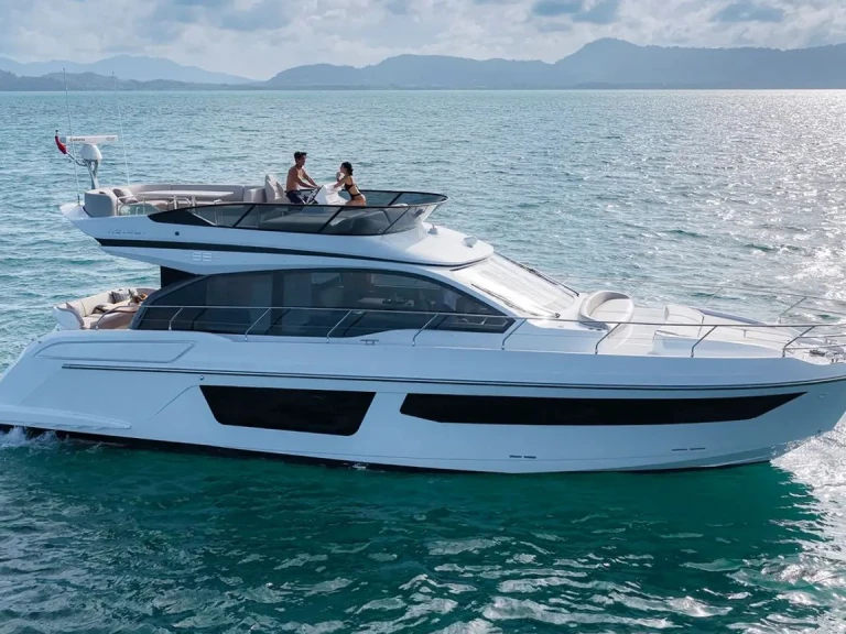 Wynajmij Azimut Azimut 53 Fly w Trogir