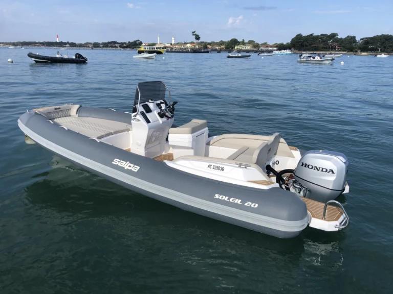 Wynajmij Salpa Salpa Soleil 20 w Bélisaire