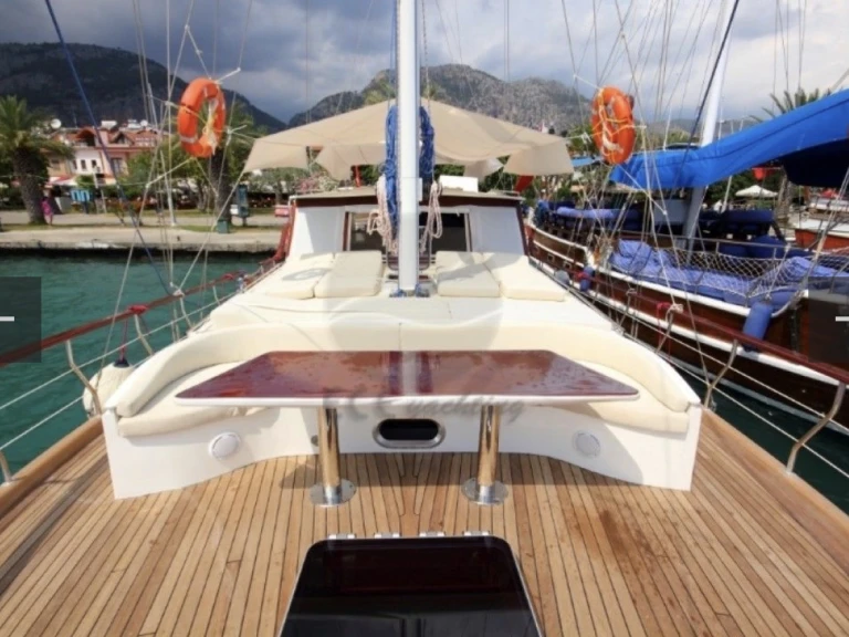Wynajem łodzi Özel Yapım 2013 w Goecek na SamBoat 