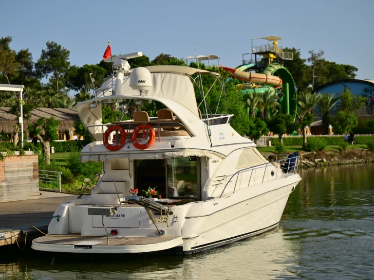 Wynajmij Sea Ray 400 Sedan Bridge w Antalya (City)