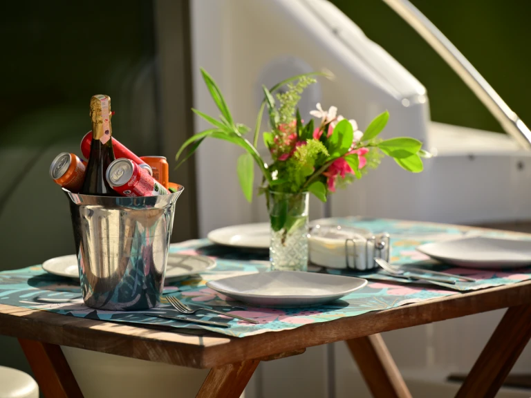 Wynajem łodzi Sea Ray 400 Sedan Bridge w Antalya (City) na SamBoat 