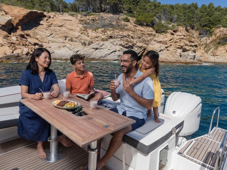 Wynajem łodzi Jeanneau Cap Camarat 9.0 WA w Vieux Port Golfe-Juan na SamBoat 