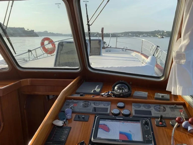 Wynajem w Mahon- Menorquin MY 120 na SamBoat