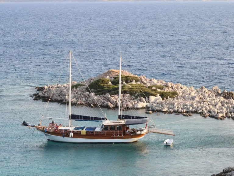 Wynajem Żaglowiec Custom z patentem 