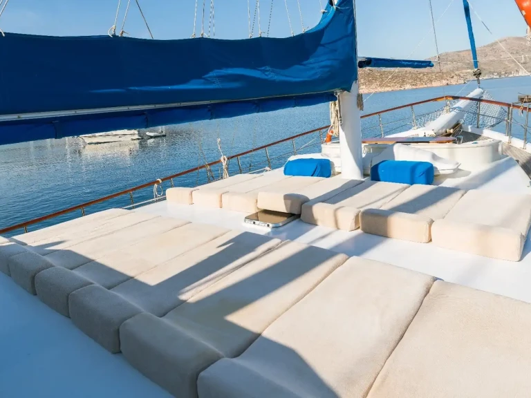 Wynajem Żaglowiec Custom z patentem 