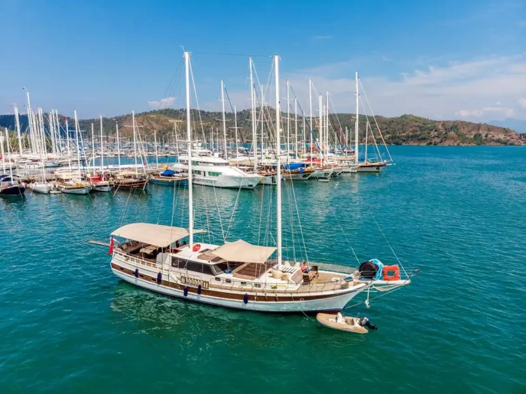 Żaglowiec do wynajmu w Fethiye w najlepszej cenie