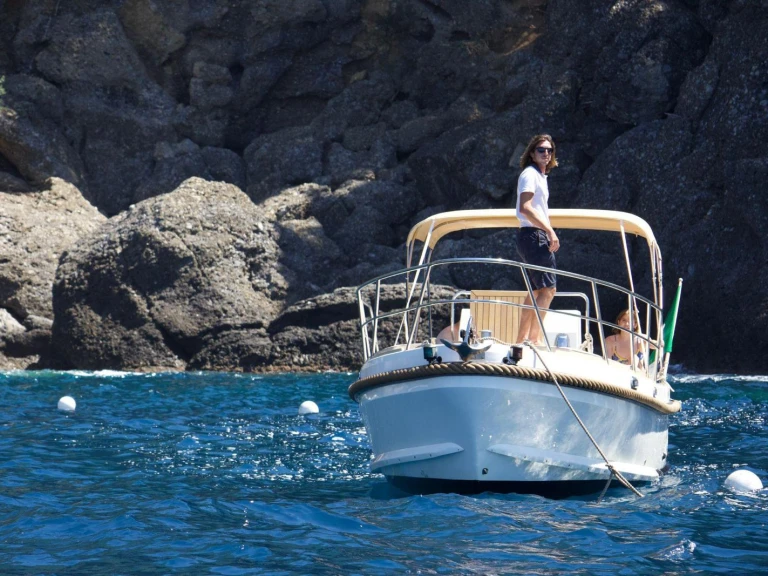 Wynajmij Motorówka z lub bez skippera Frilvam  w Camogli