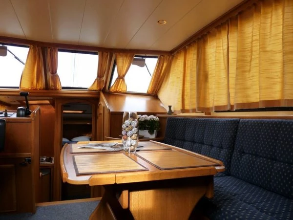 Gruno Gruno 38 Elite między profesjonalistami a osobami prywatnymi w Louhans