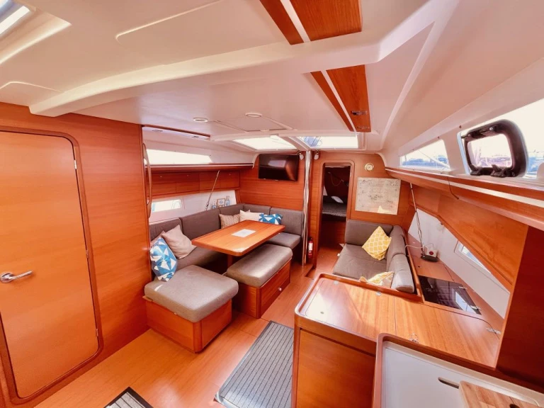 Dufour Dufour 410 Grand Large między profesjonalistami a osobami prywatnymi w Lizbona