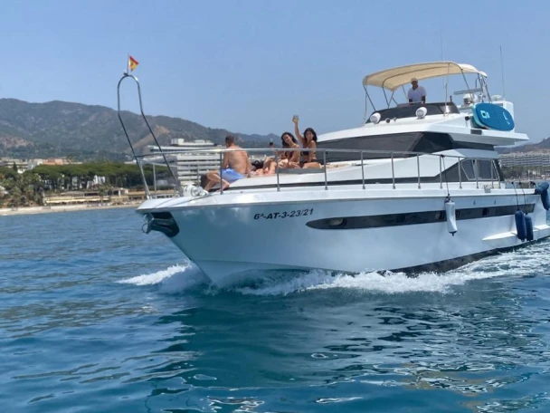 Wynajem łodzi Puerto Deportivo de Marbella tanio Astondoa 50 GL
