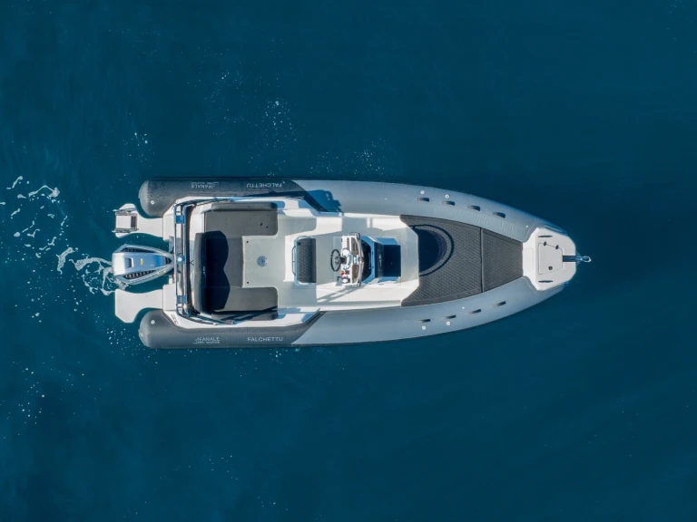 Wynajem Motorówka Quicksilver z patentem 