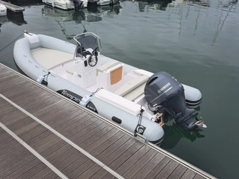 Wynajmij Capelli Tempest 630 w Port-Haliguen