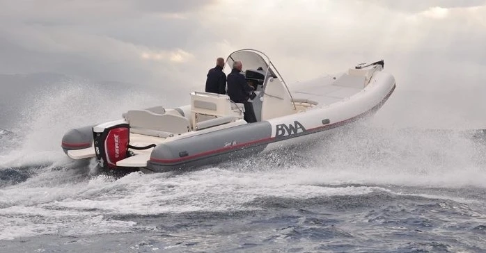 Wynajem łodzi Bwa Sport 28 GTc w Port Grimaud na SamBoat 