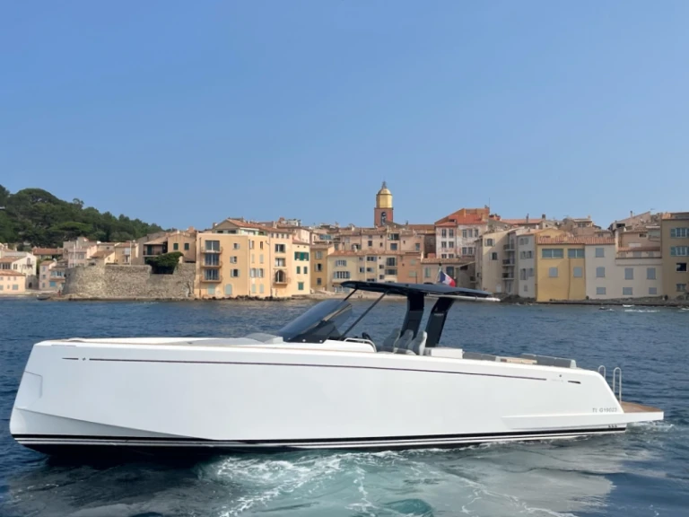 Wynajem łodzi Port Grimaud tanio Pardo 38