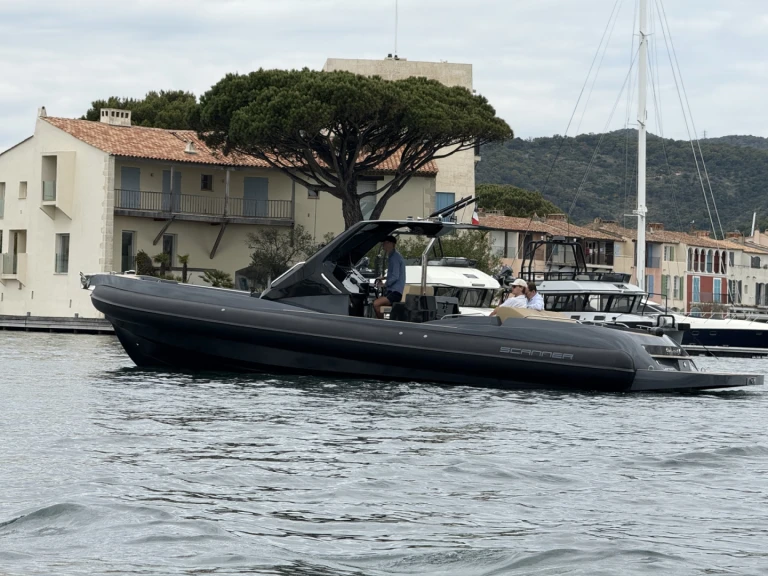 Wynajmij Scanner Envy 1100 w Port Grimaud