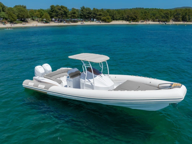 Wynajem Łódż półsztywna w Bandol - U FANALE LIBECCIU 1000