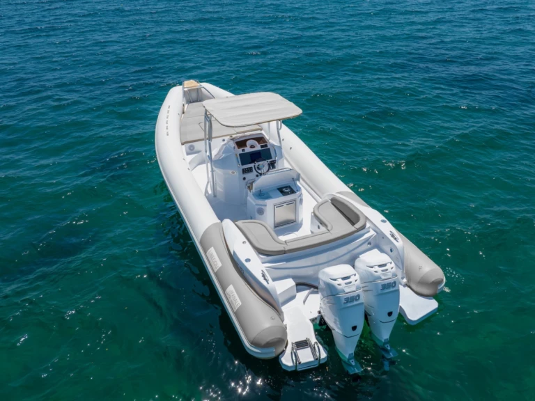 Wynajem łodzi U FANALE LIBECCIU 1000 w Bandol na SamBoat 