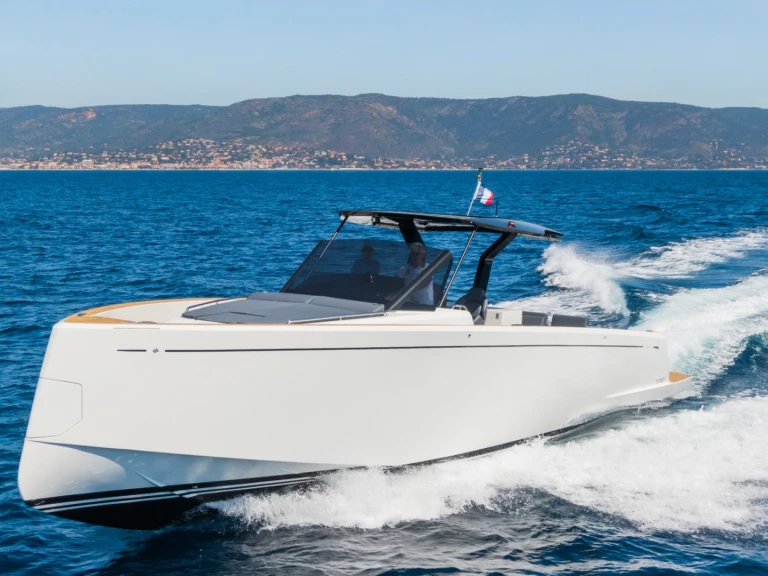 Wynajem łodzi Pardo Yachts Pardo 43 w Port Grimaud na SamBoat 