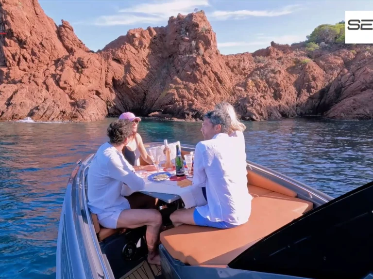 Wynajmij Łódż półsztywna z lub bez skippera Zar w Cogolin