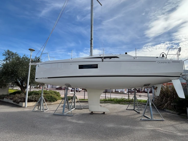 Wynajem w Ajaccio- Bénéteau Oceanis 30.1 na SamBoat
