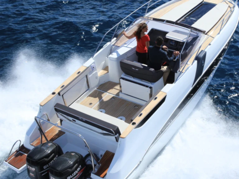 Wynajem w Cogolin- Bénéteau Flyer 8.8 SUNdeck na SamBoat
