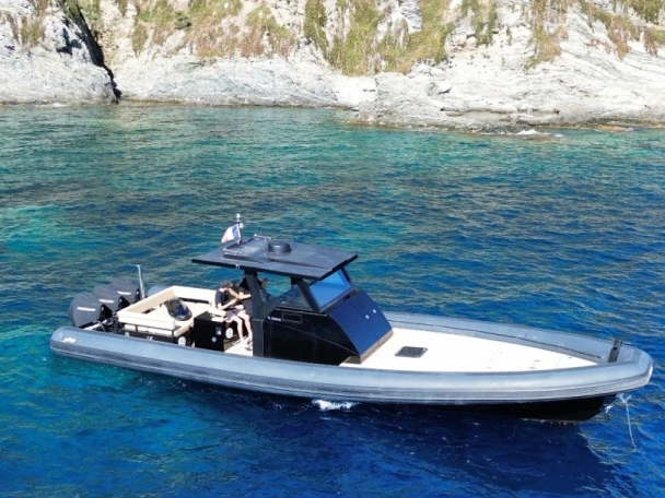 Wynajmij Łódż półsztywna z lub bez skippera Sea Water w Hyeres