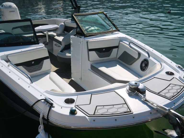 Wynajem łodzi Aix-les-Bains tanio HD 200 OB