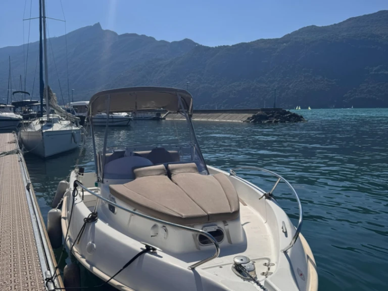Wynajem łodzi Cap-Ferret B2 Marine w Aix-les-Bains na SamBoat 