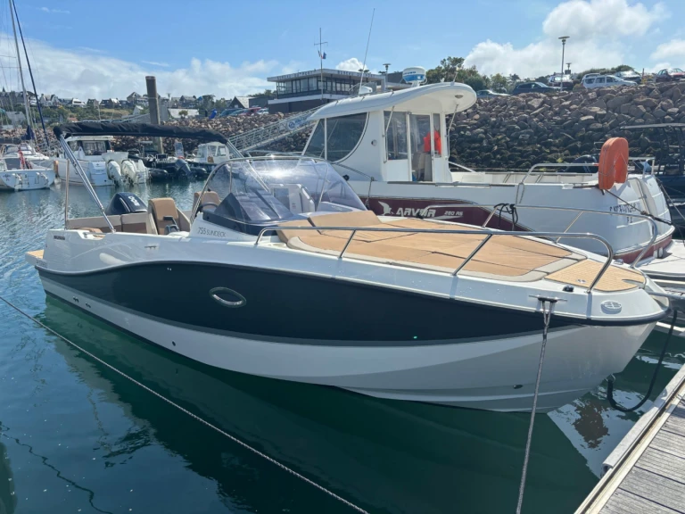 Wynajmij Quicksilver QUICKSILVER 755 ACTIV SUNDECK w Trébeurden