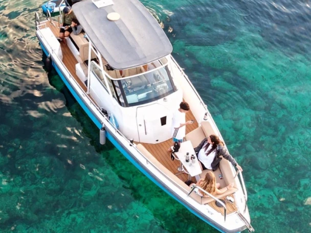 Wynajem w Can Picafort- Axopar 28 T-TOP 28 T-Top na SamBoat