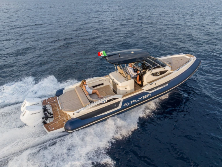 Wynajmij Bwa Flyer 36 w La Trinité-sur-Mer
