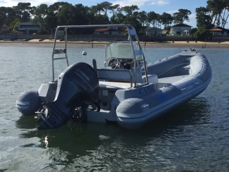 Wynajem łodzi Sacs Sacs S 750 Madras w Piraillan na SamBoat 