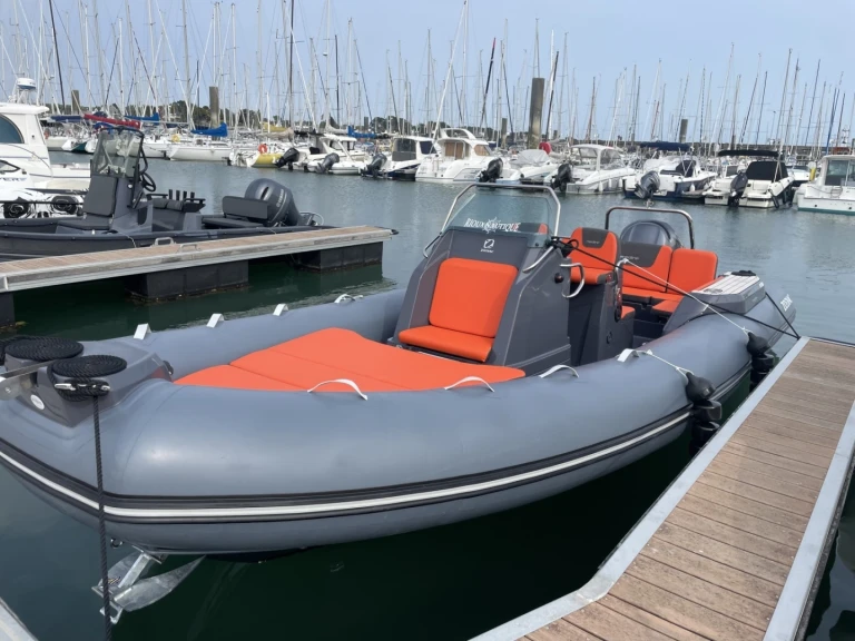 Wynajmij Zodiac Medline 7.5 w La Trinité-sur-Mer